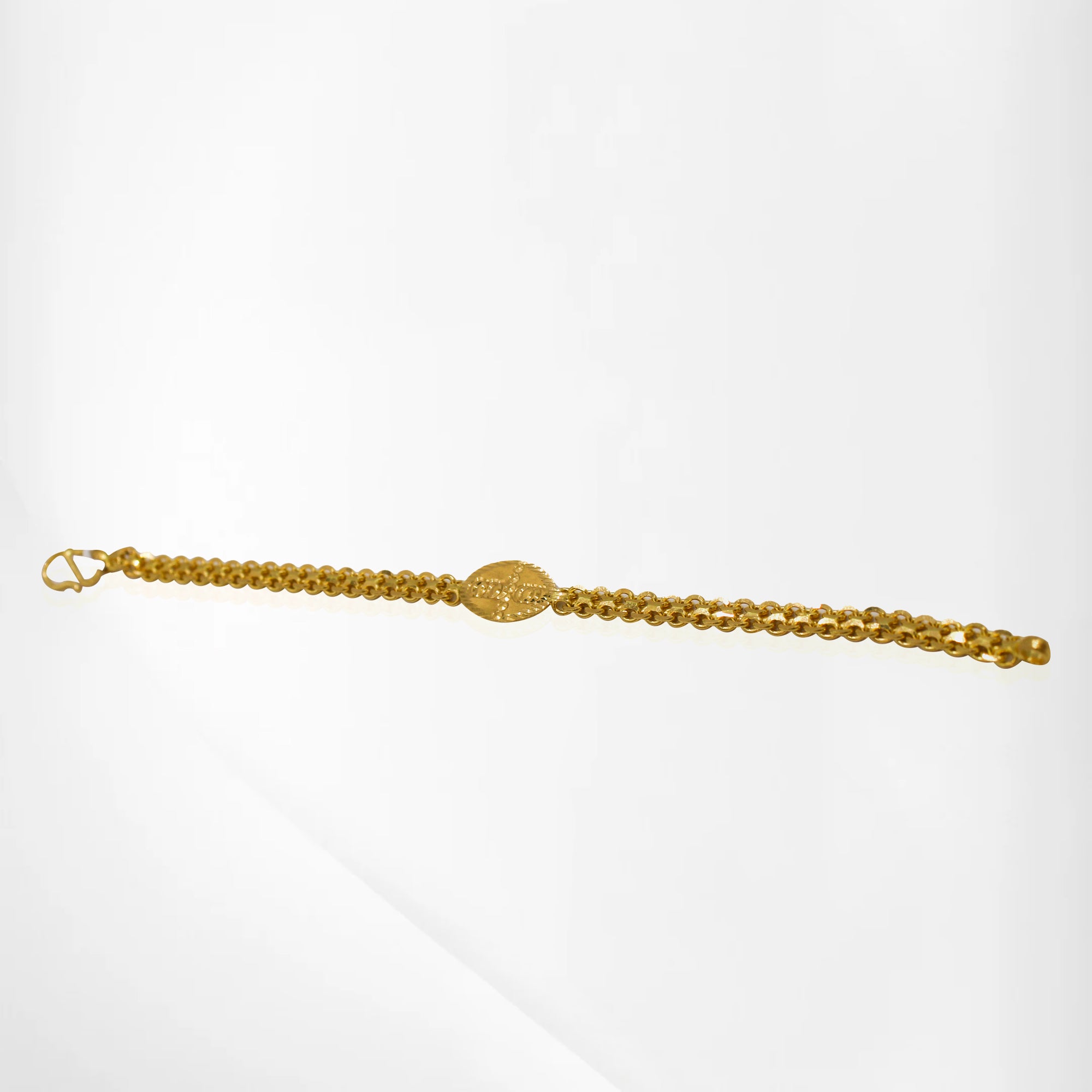 Elegant Kids’ Unisex Gold Bracelet – Smooth Finish & Comfortable Fit