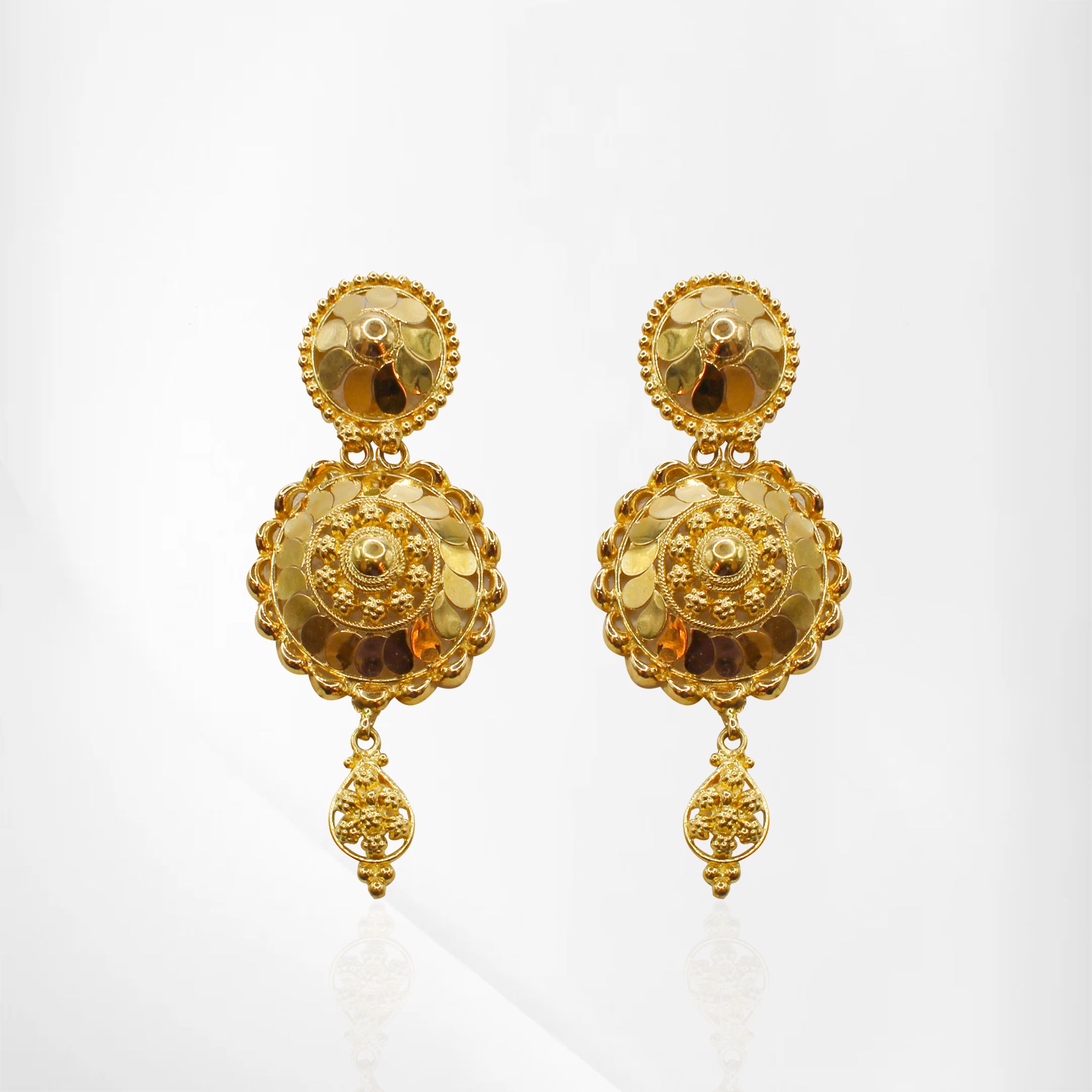 Exclusive Yellow Gold Special Chandrahar Set