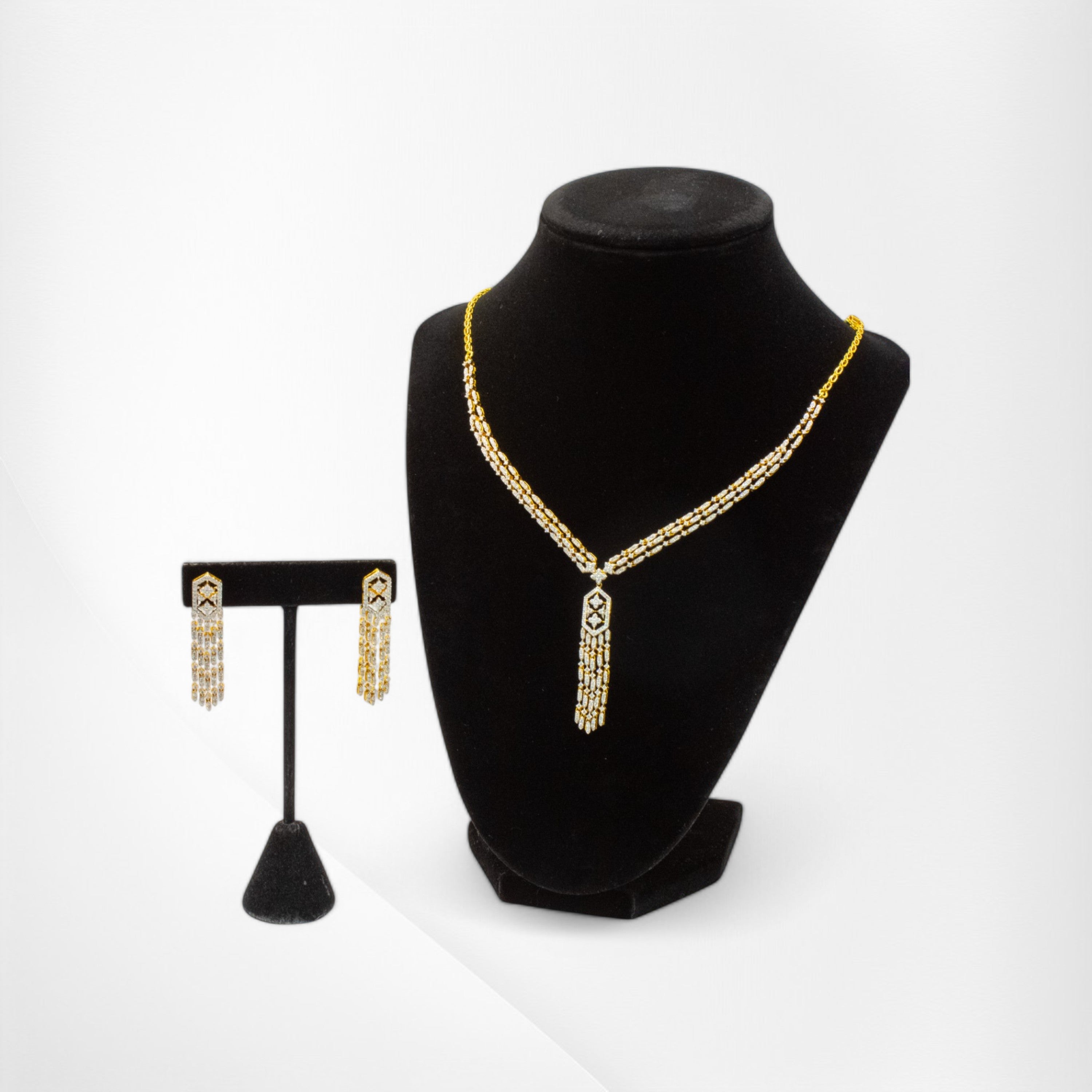 Geometric Diamond Necklace Set in 18K White Gold