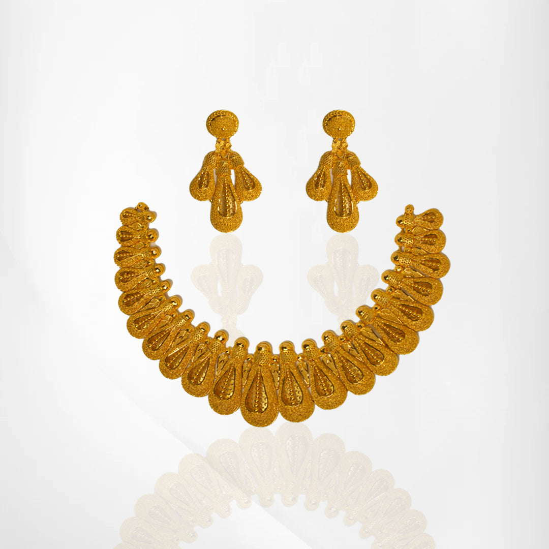 Bridal Yellow Gold Choker Set – Traditional Beauty, Timeless Elegance