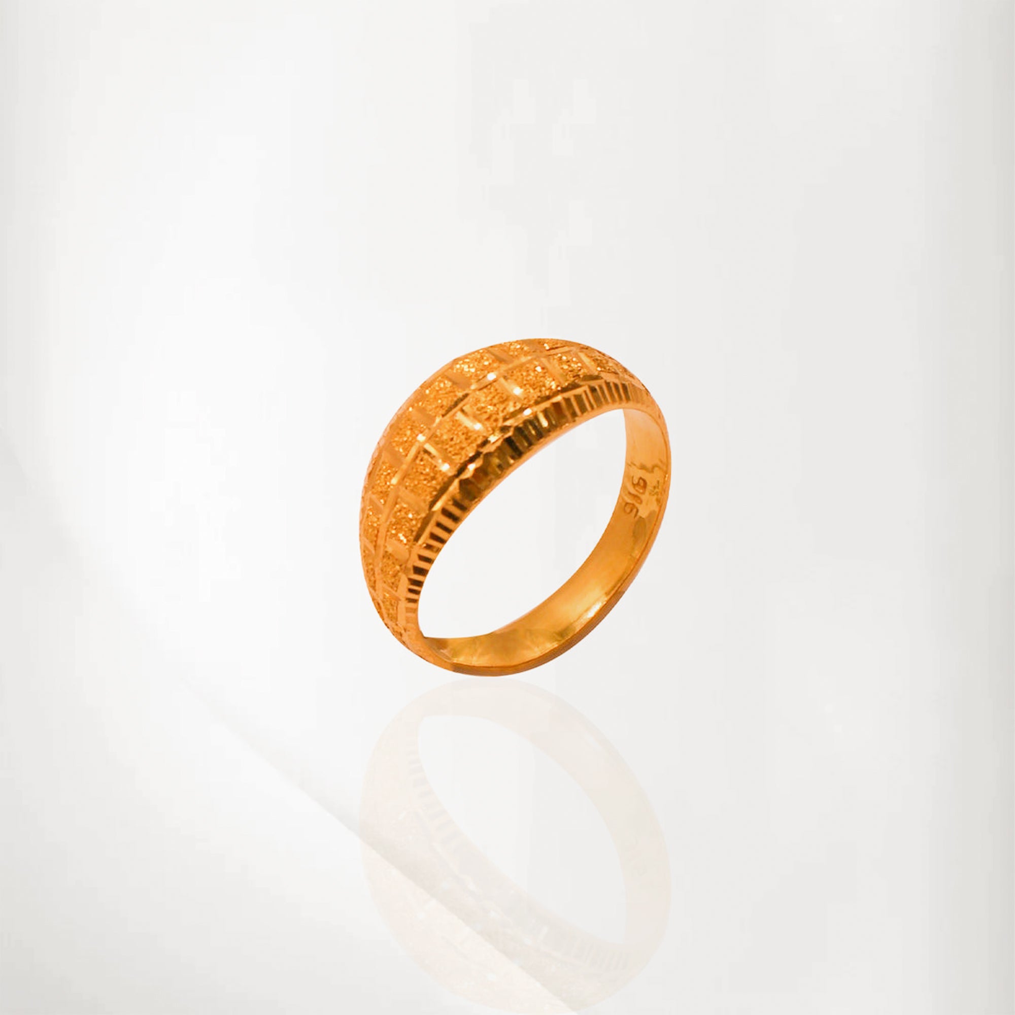 Classic Fusion Unisex Gold Ring
