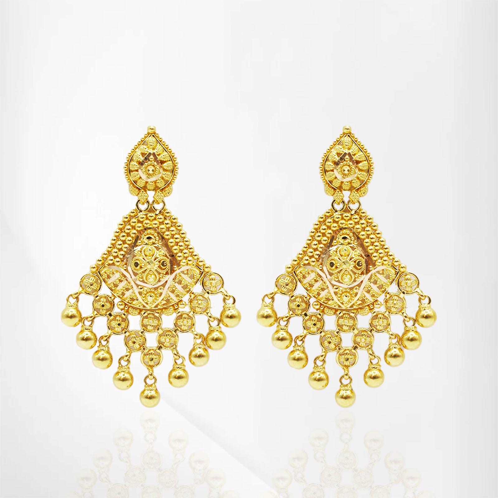 Exquisite Multi-Layer Yellow Gold Set with Matching Earrings