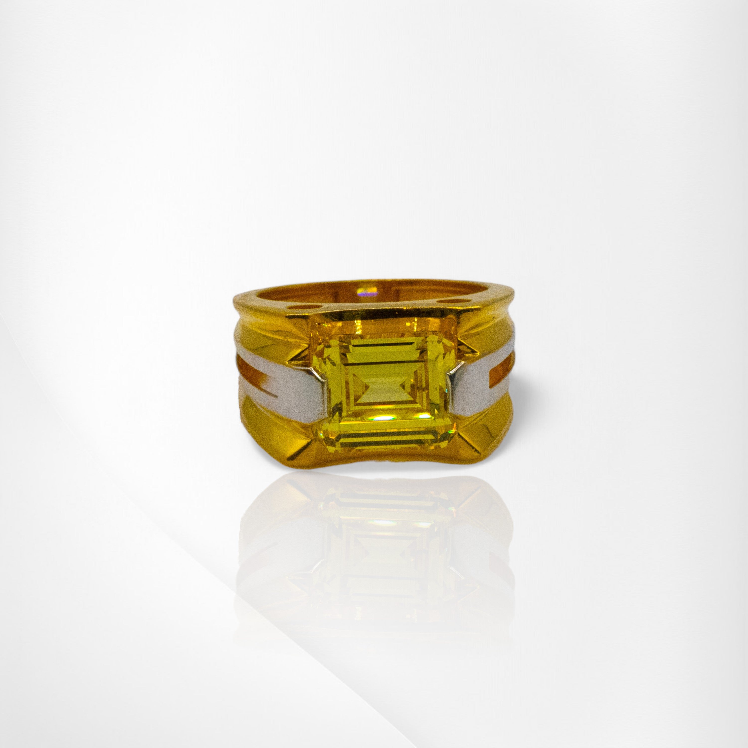 Sleek Geometric Gold Ring