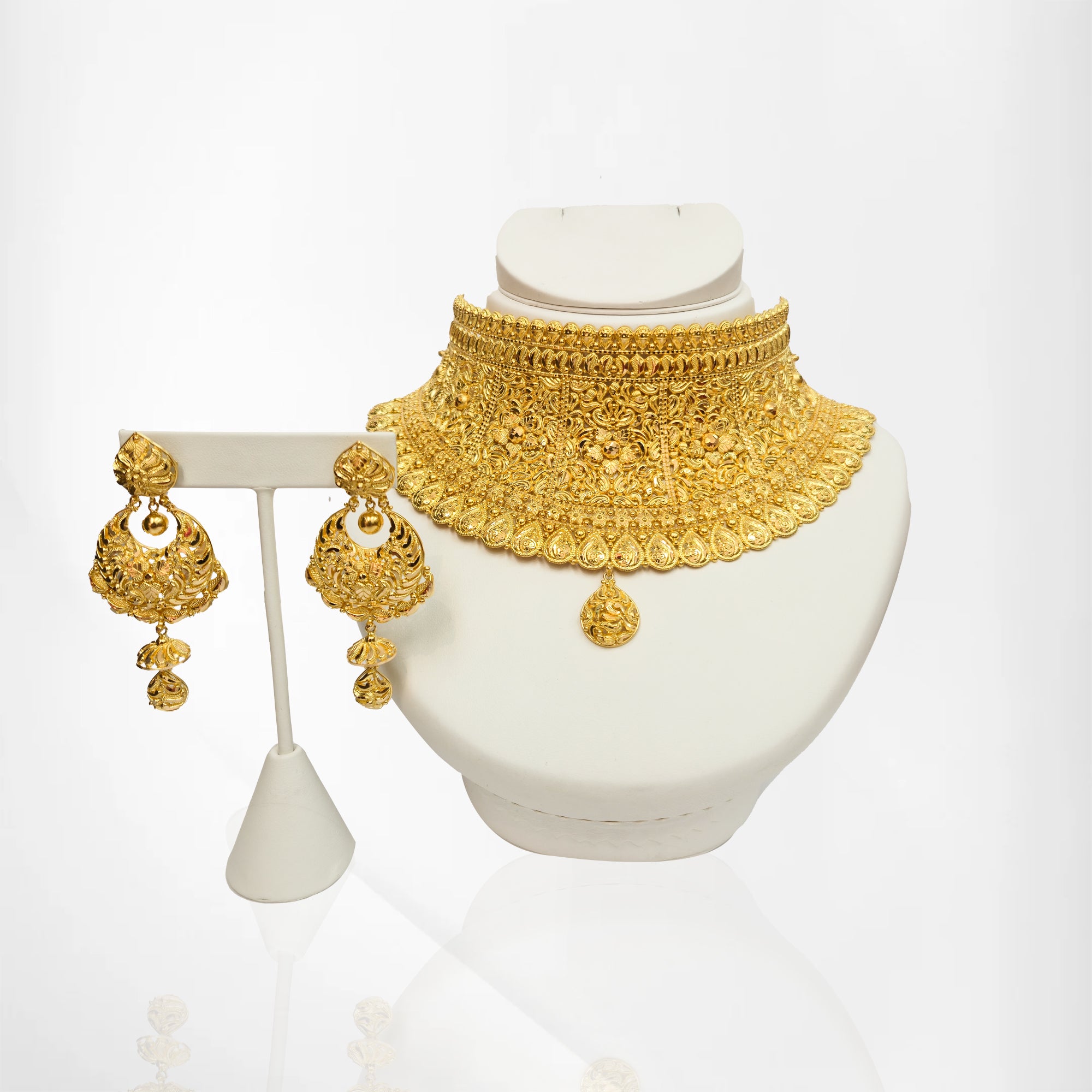 22K Yellow Gold Bridal Choker Necklace – Intricate Design