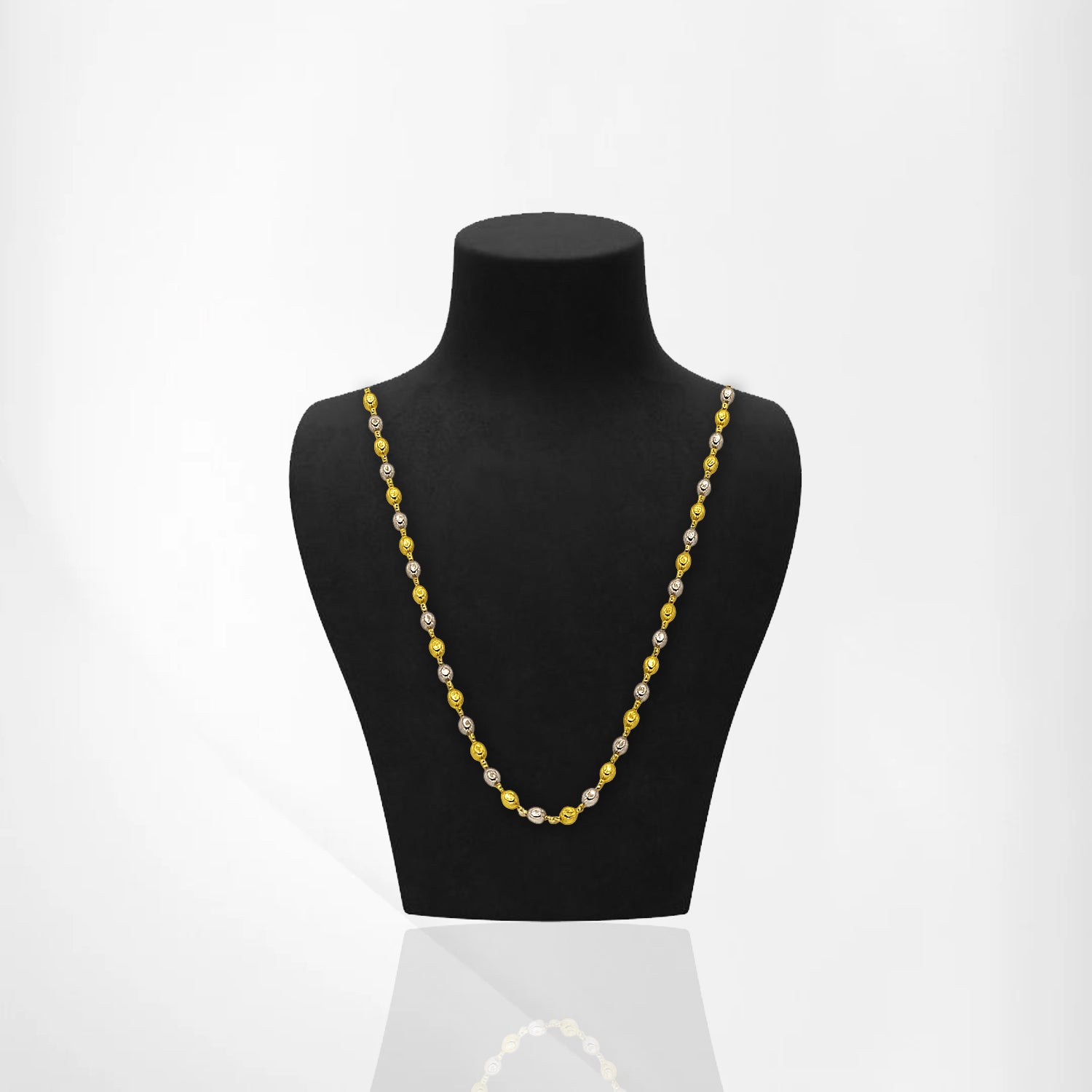 Beaded Spiritual Chain with Small Accents – Timeless Elegance