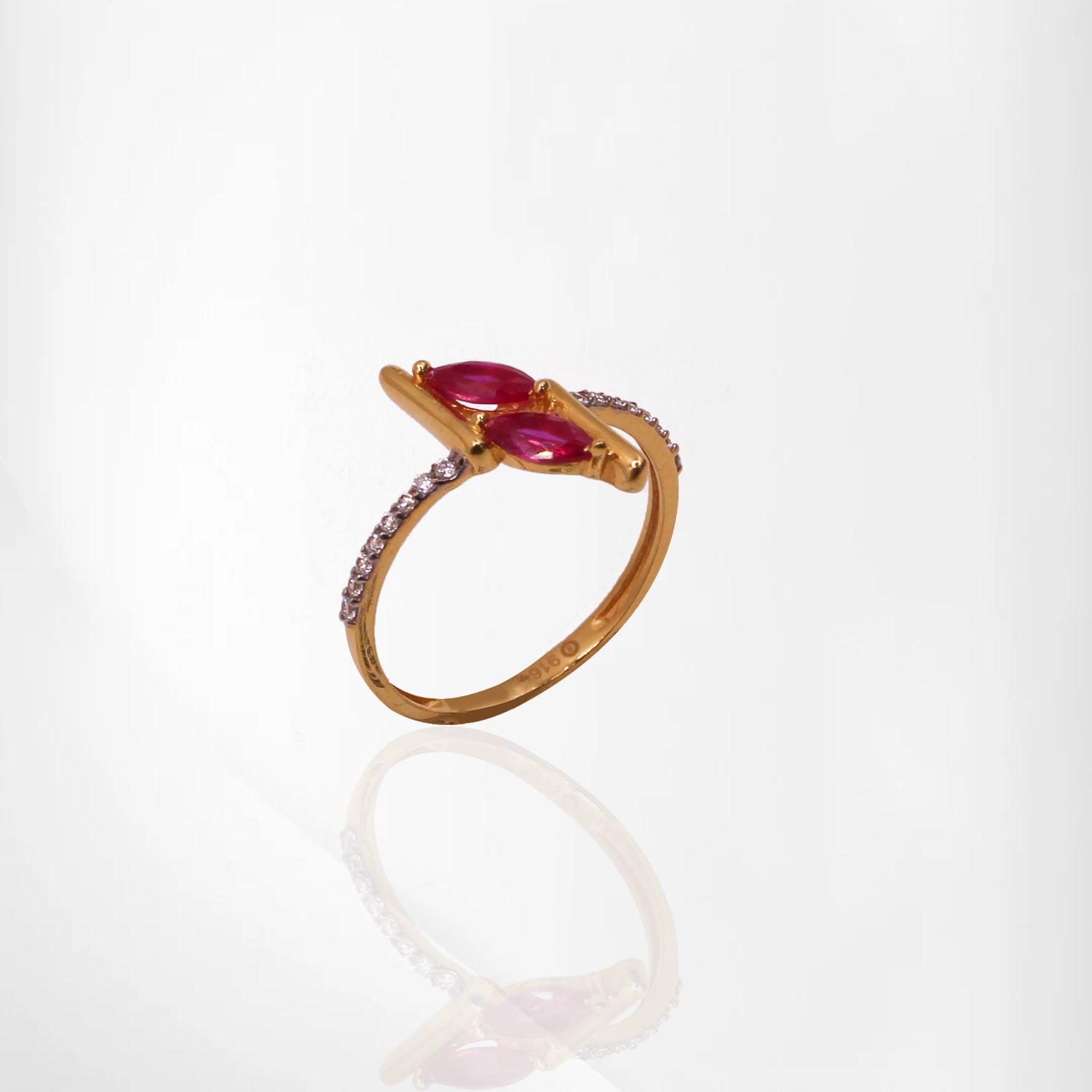 Glamour Glow CZ Statement Ring