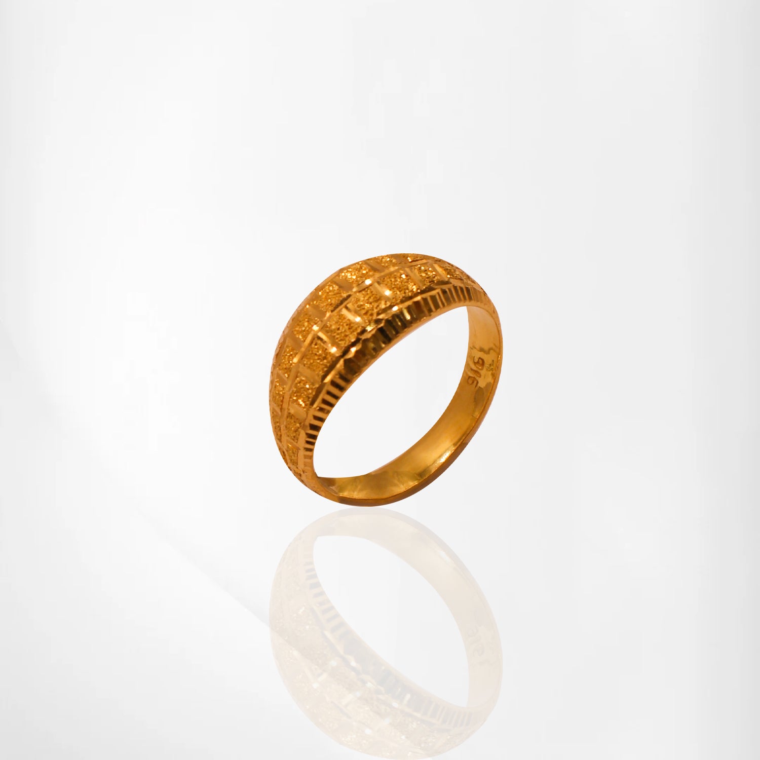 Classic Fusion Unisex Gold Ring