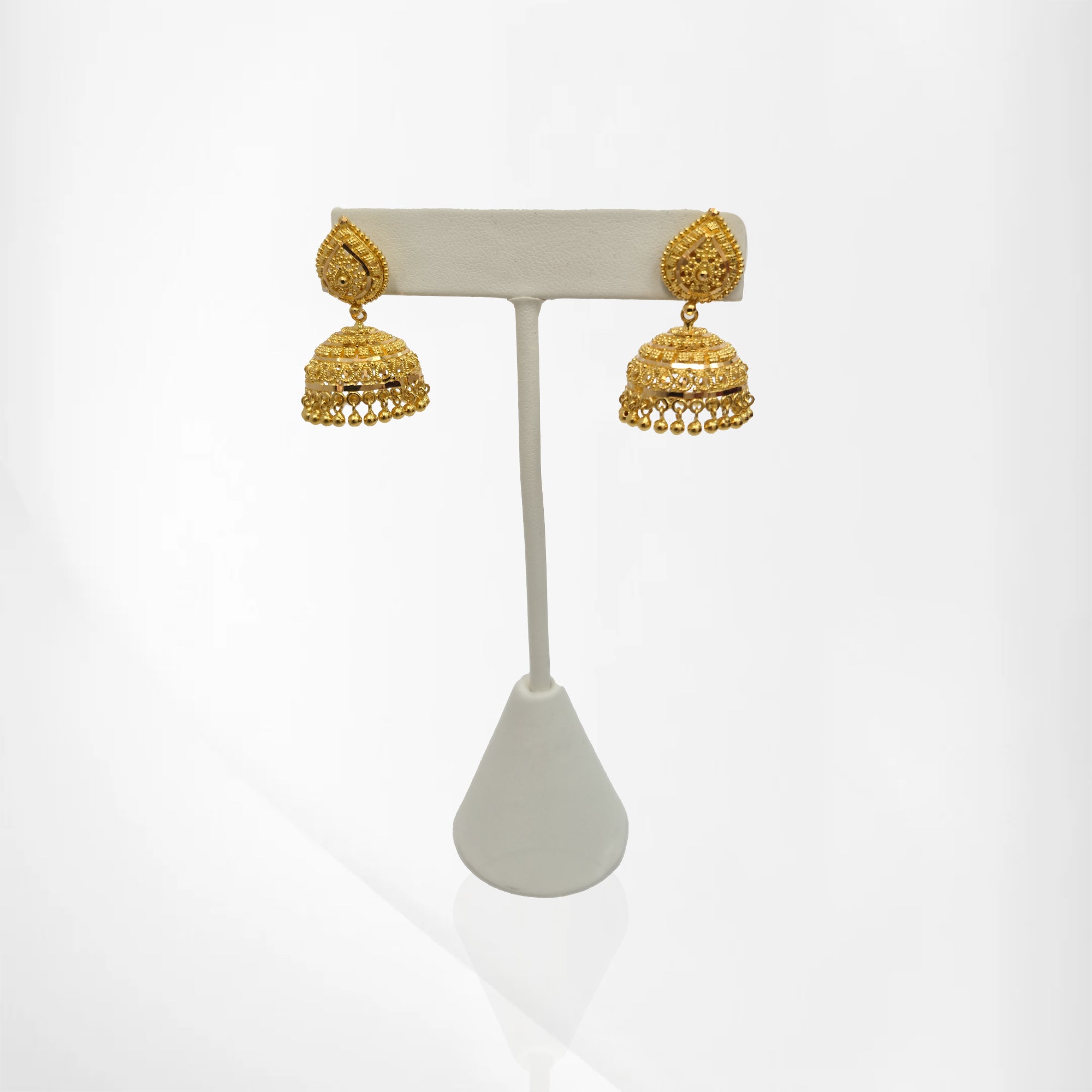Classic 22K Gold Set with Petite Jhumka Earrings