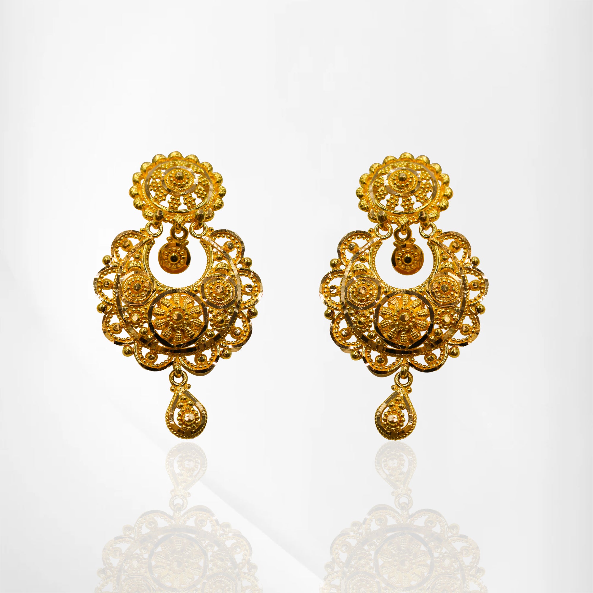Yellow Gold Flower-Style Set with Chandbali Earrings