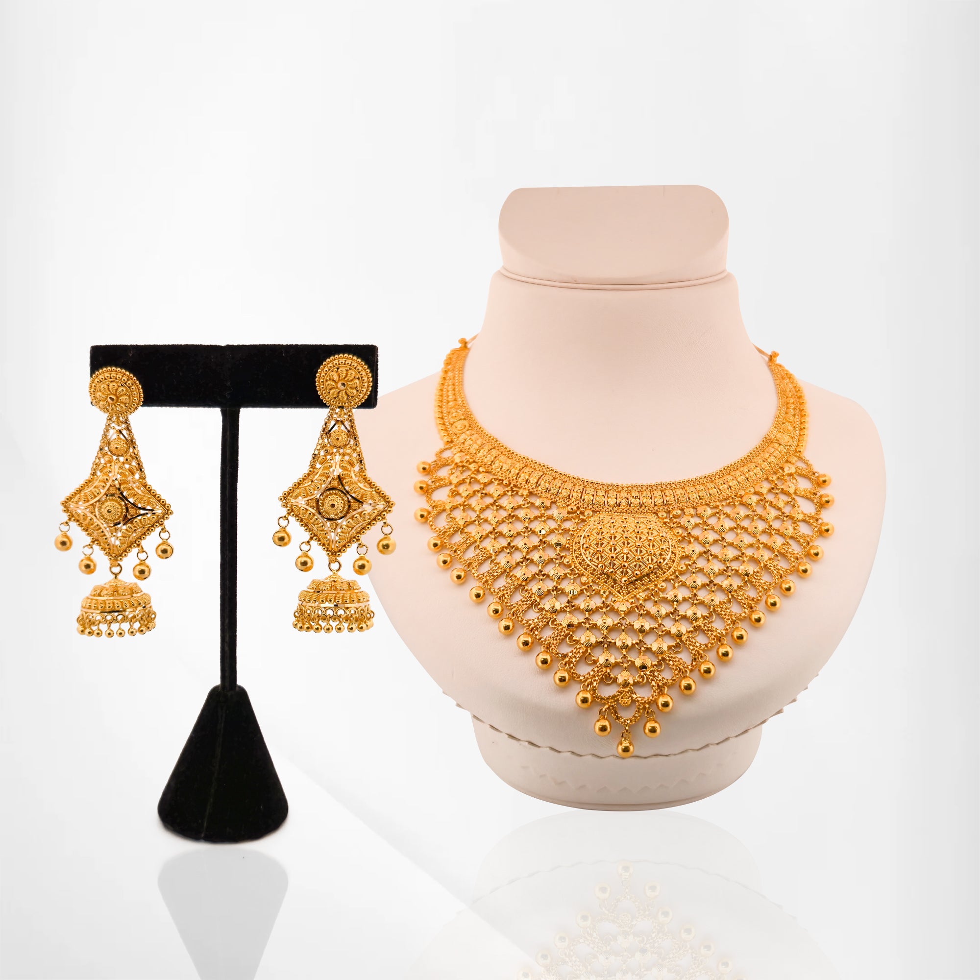 Bridal Gold Set with Jhumka Earrings – Elegant & Timeless Design